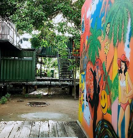 Hangover Hostels @ Colombo Intl Airport Katunayaka Exterior photo